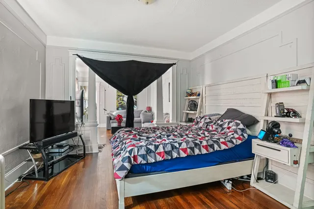 $460,000 | 22 Knoll Street, Waterbury, CT 06705