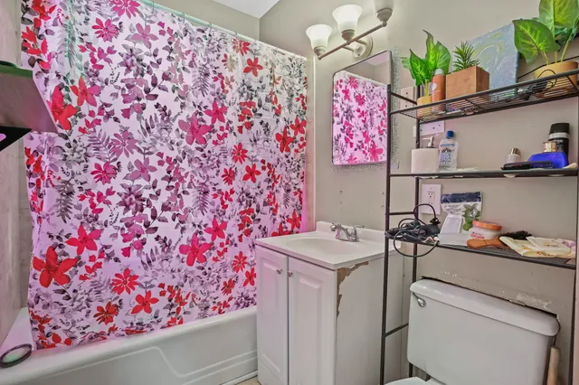 $460,000 | 22 Knoll Street, Waterbury, CT 06705