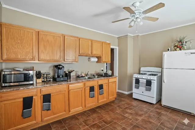 $460,000 | 22 Knoll Street, Waterbury, CT 06705