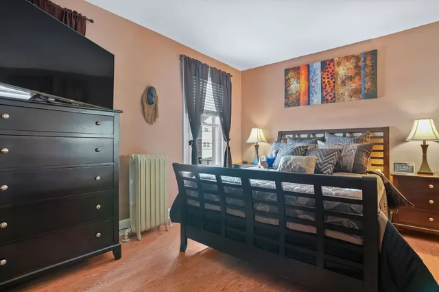 $460,000 | 22 Knoll Street, Waterbury, CT 06705