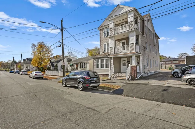 $460,000 | 22 Knoll Street, Waterbury, CT 06705