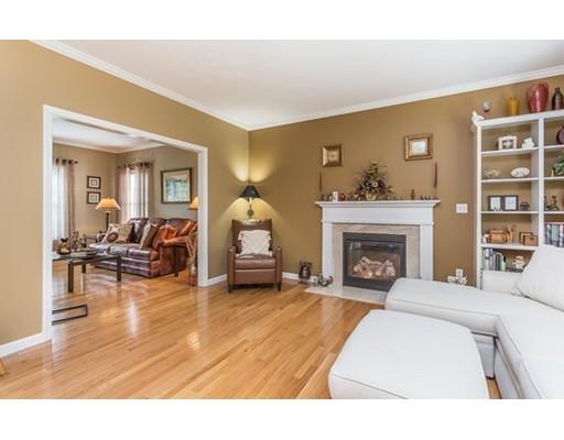147 Finch Road Raynham, MA 02767 - Photo 8 of 33 Gallery Image 8
