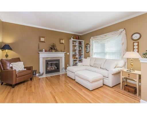 147 Finch Road Raynham, MA 02767 - Photo 9 of 33 Gallery Image 9