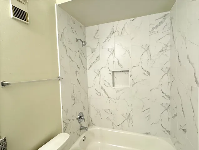 $120,000 | 6500 Harbor Town Drive, Unit 3408, Houston, TX 77036