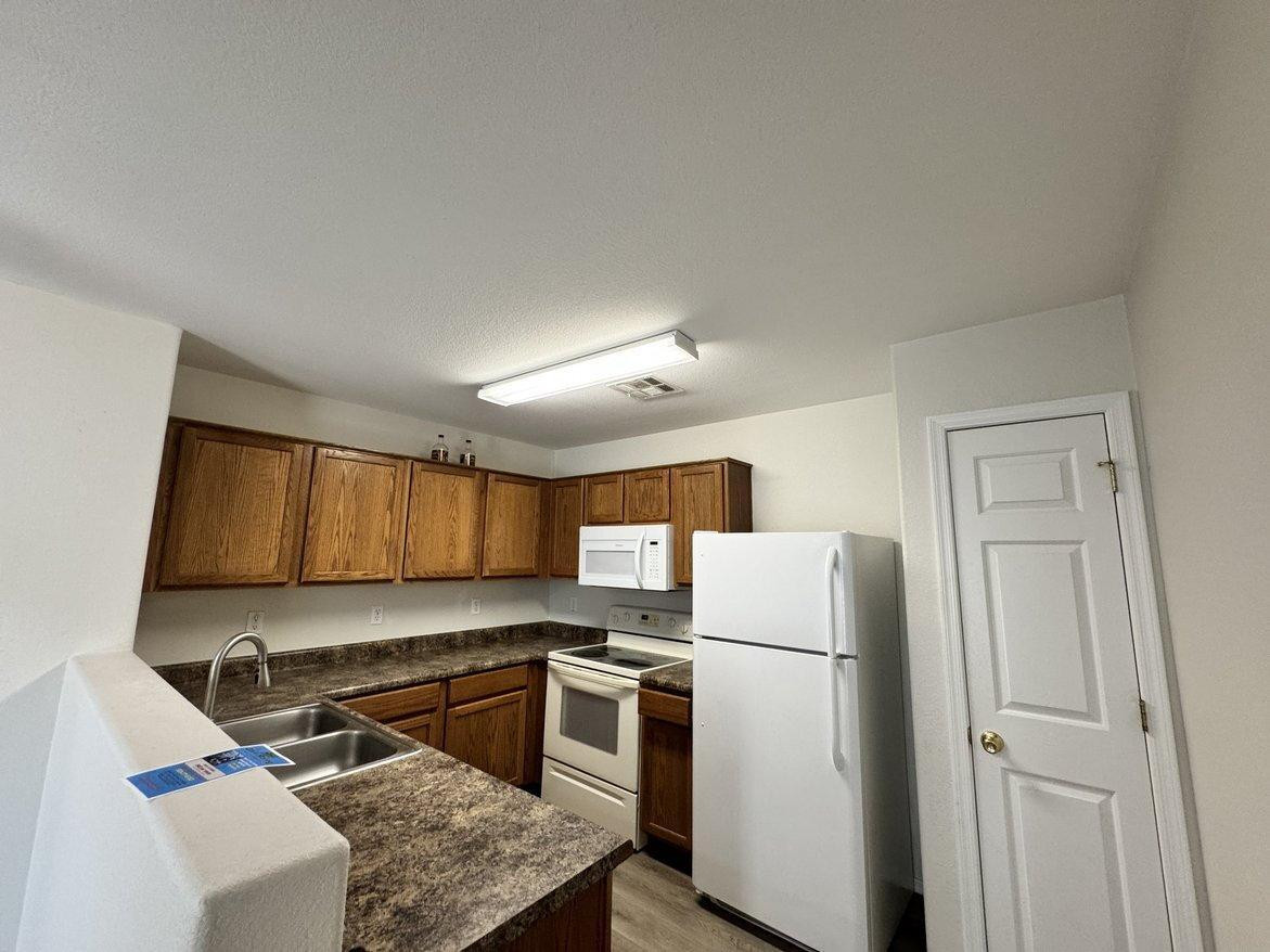 46067 West Sheridan Road Maricopa, AZ 85139 - Photo 8 of 15 Photo #10