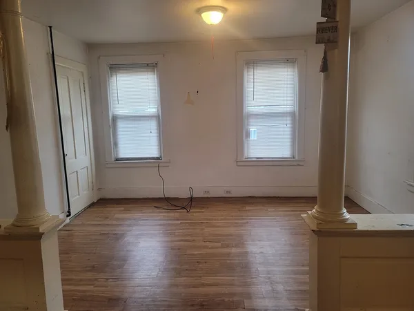 $1,475 | 39 Worcester Street, Unit 2L, Southbridge, MA 01550