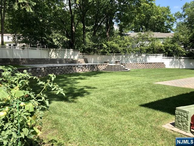 43 Mountainview Road Demarest, NJ 07627 - Photo 23 of 25