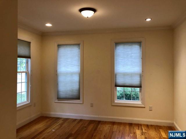 43 Mountainview Road Demarest, NJ 07627 - Photo 9 of 25