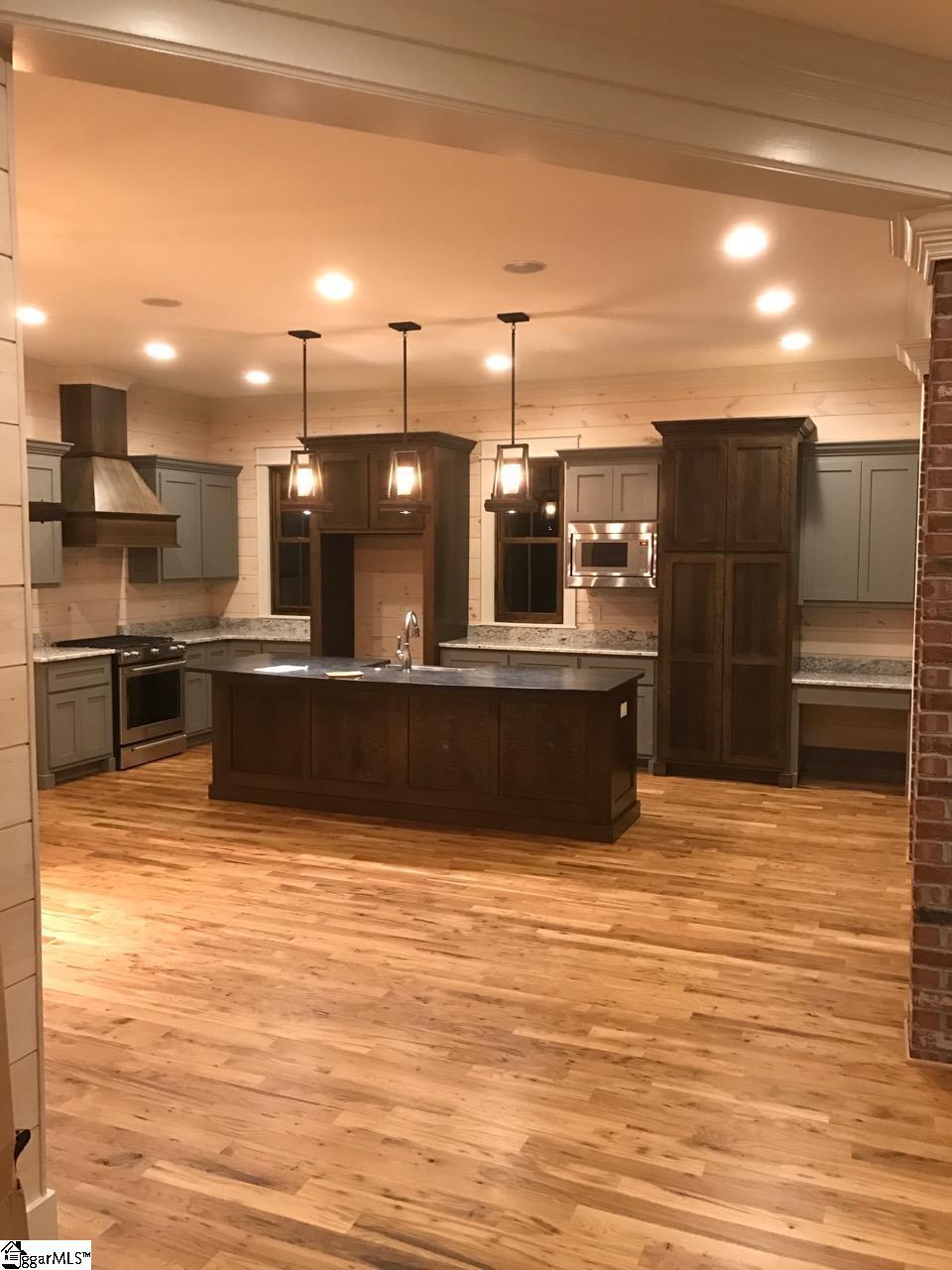 511 Mountain View Road Williamston, SC 29697 - Photo 6 of 11 Gallery Image 6