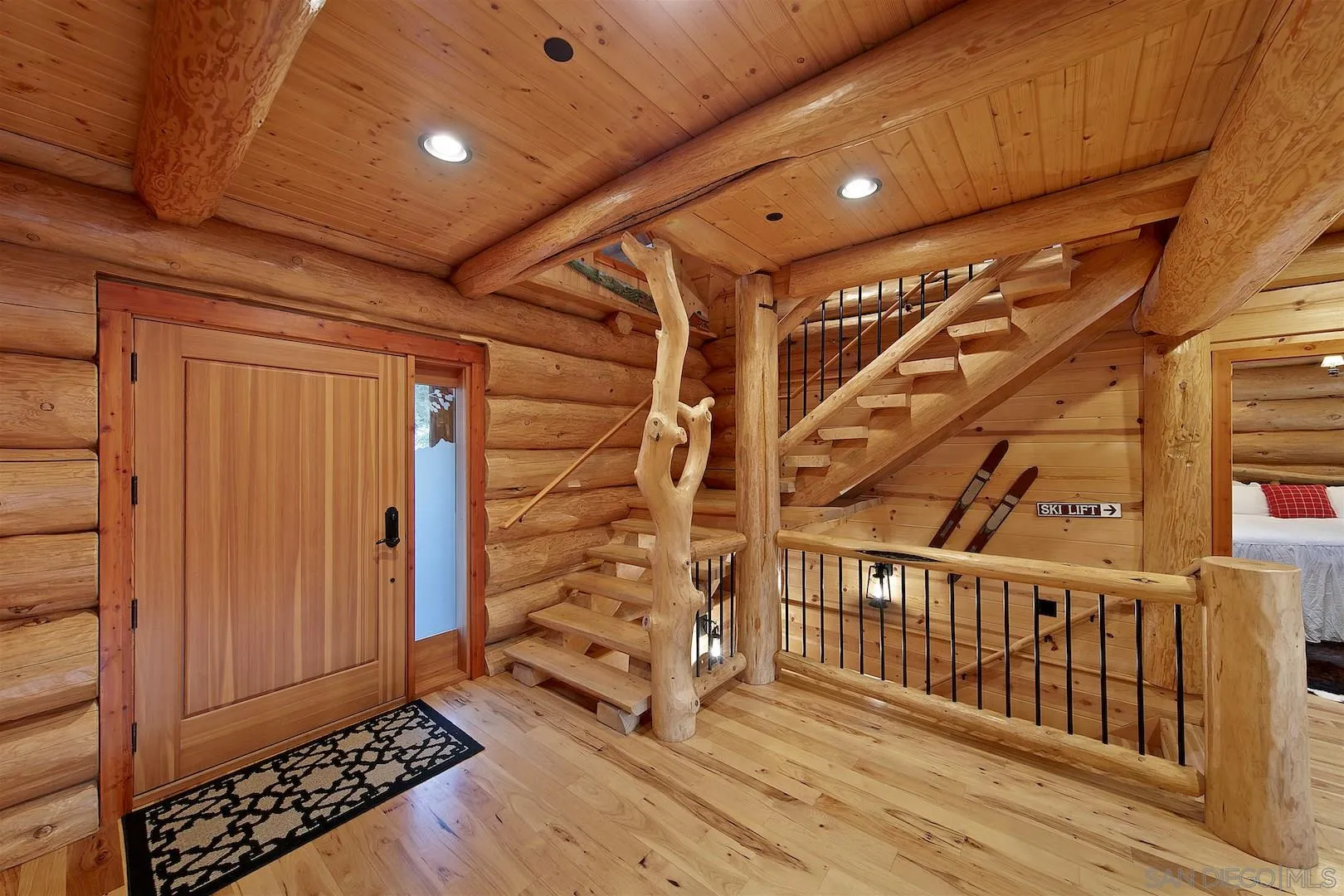 218 Frances Drive El Cajon, CA 92019 - Photo 31 of 56 a view of entryway with wooden floor