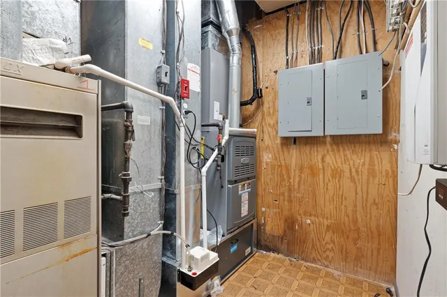 $17 | 1045 North Canal Street, Pittsburgh, PA 15215