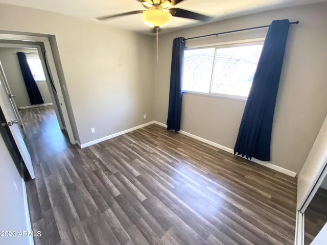 $2,000 | 4627 West Rose Lane, Glendale, AZ 85301