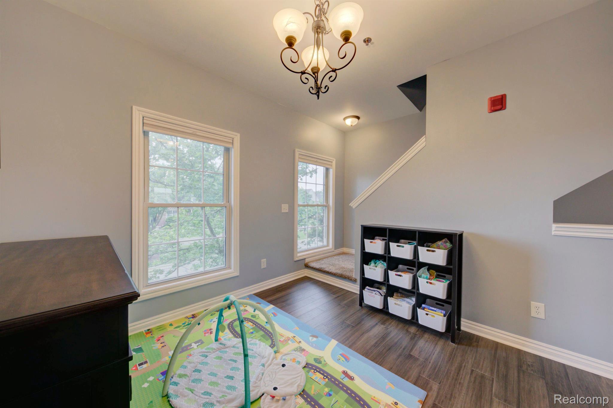45575 North Stonewood Road Canton, MI 48187 - Photo 24 of 40 Gallery Image 24