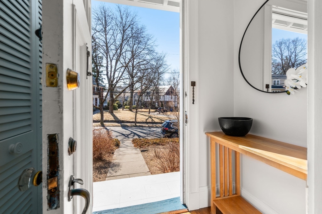 65 Bothfeld Road Newton, MA 02459 - Photo 3 of 31