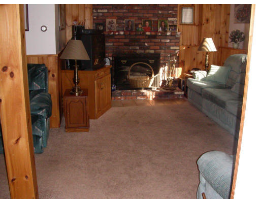 11 Cormier Road Burlington, MA 01803 - Photo 9 of 14 Gallery Image 9