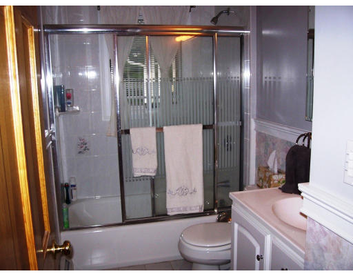 11 Cormier Road Burlington, MA 01803 - Photo 10 of 14 Gallery Image 10