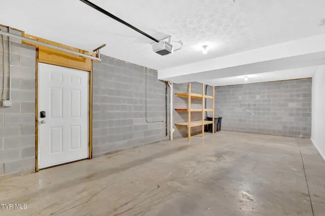 $395,900 | 426 Neal Drive, Bluff City, TN 37618