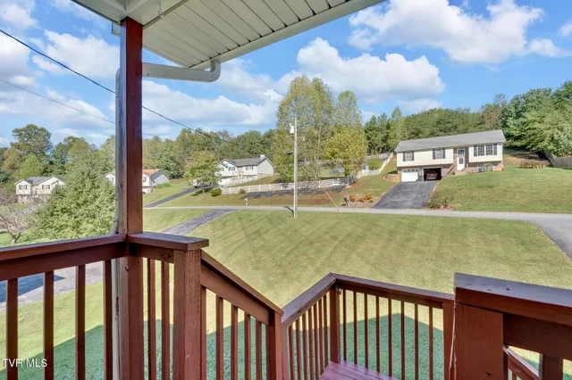$395,900 | 426 Neal Drive, Bluff City, TN 37618