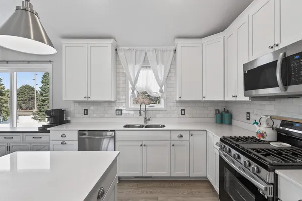 $425,000 | 1115 Rich River Way, New Richmond, WI 54017