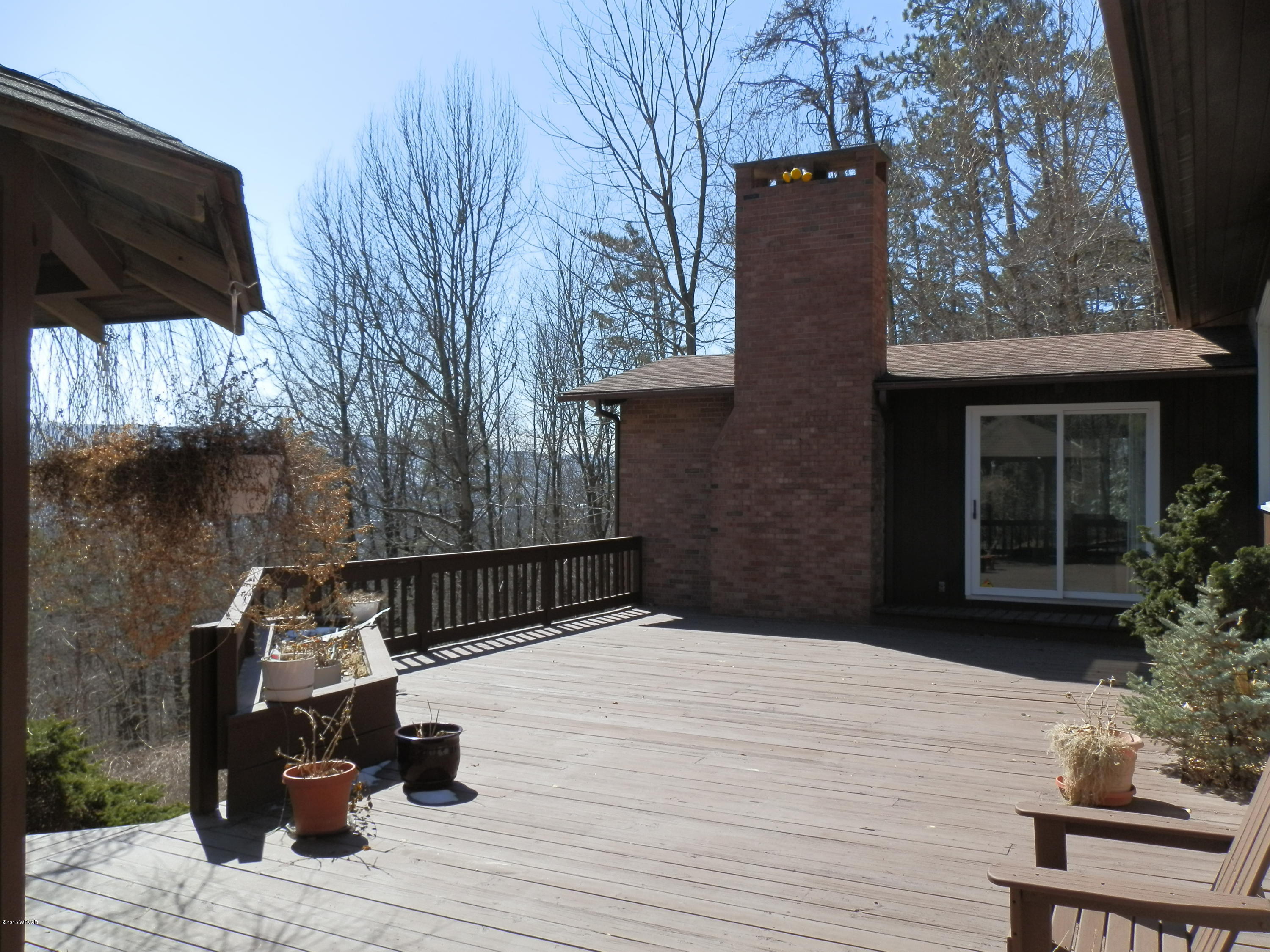 333 Upland Road Williamsport, PA 17701 - Photo 17 of 18 Deck