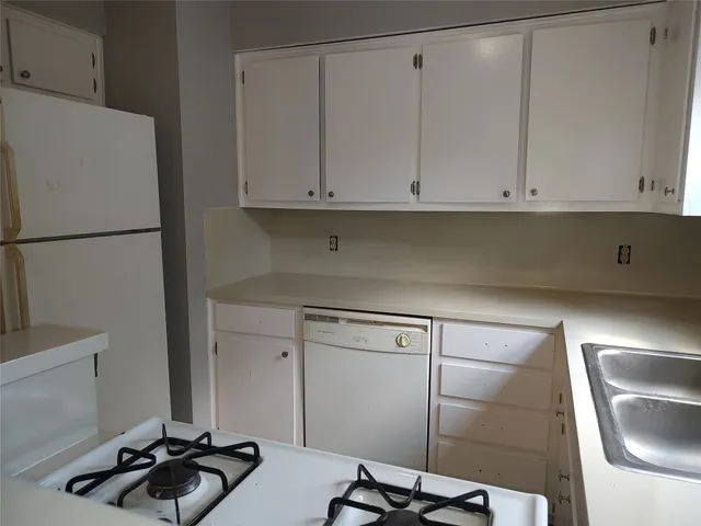 $1,350 | 6014 Westcreek Drive, Unit A, Austin, TX 78749