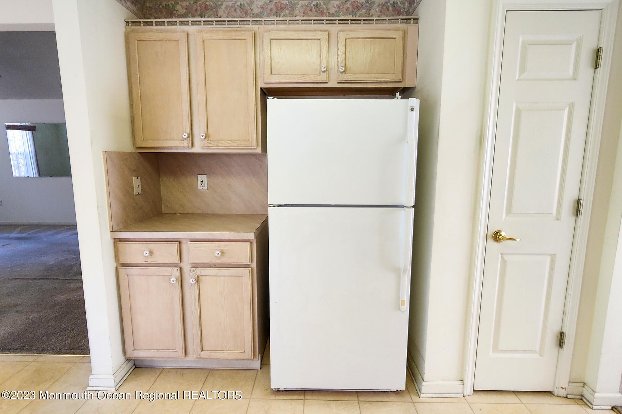 72 Clear Lake Road Whiting, NJ 08759 - Photo 15 of 27 12