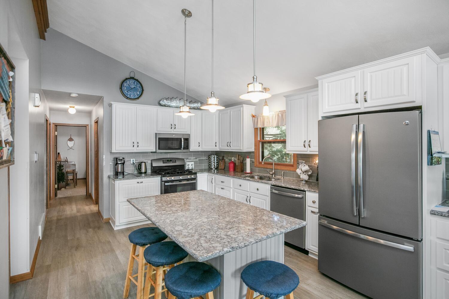 70169 Hilltop Road Union, MI 49130 - Photo 4 of 7 70169 Hilltop Dr Union MI-large-008-010-