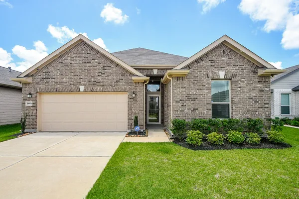 $2,400 | 3043 Kastania Lane, Fresno, TX 77545