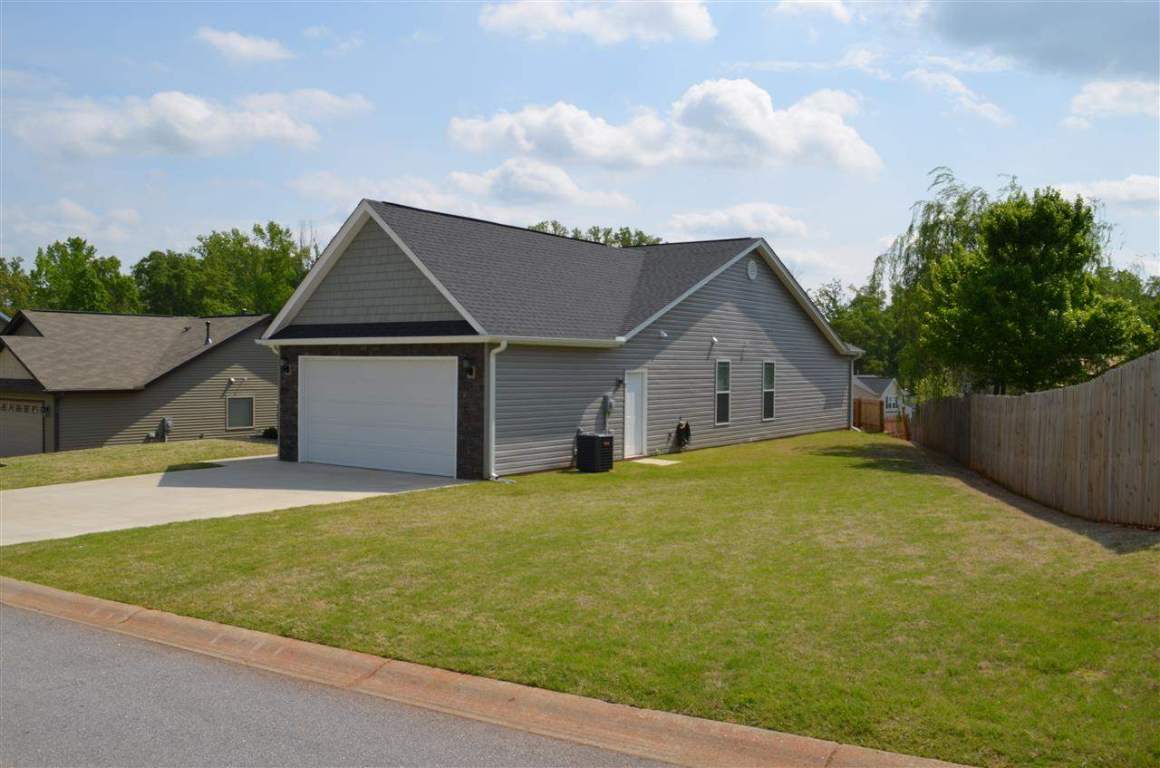106 Duraleigh Road Anderson, SC 29621 - Photo 23 of 33