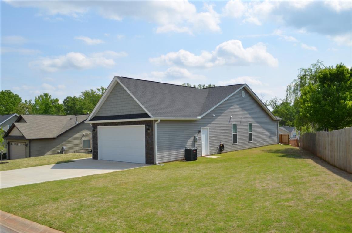 106 Duraleigh Road Anderson, SC 29621 - Photo 24 of 33