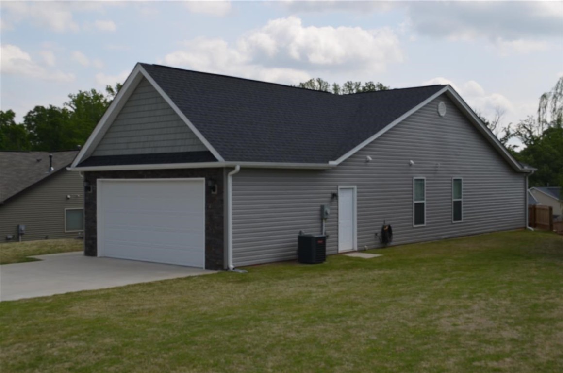 106 Duraleigh Road Anderson, SC 29621 - Photo 29 of 33