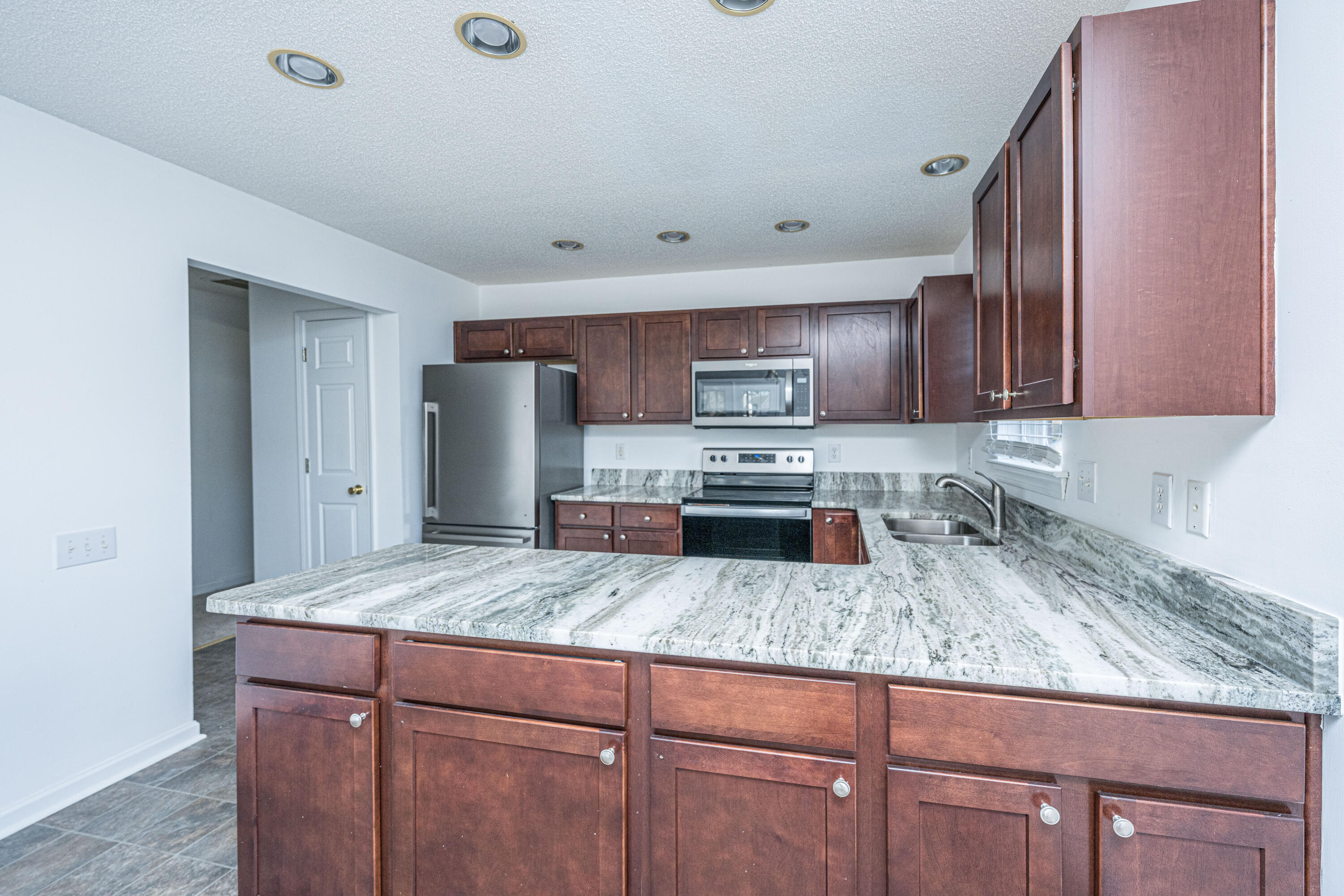 9237 Ayscough Road Summerville, SC 29485 - Photo 11 of 56 9237AyscoughRd016