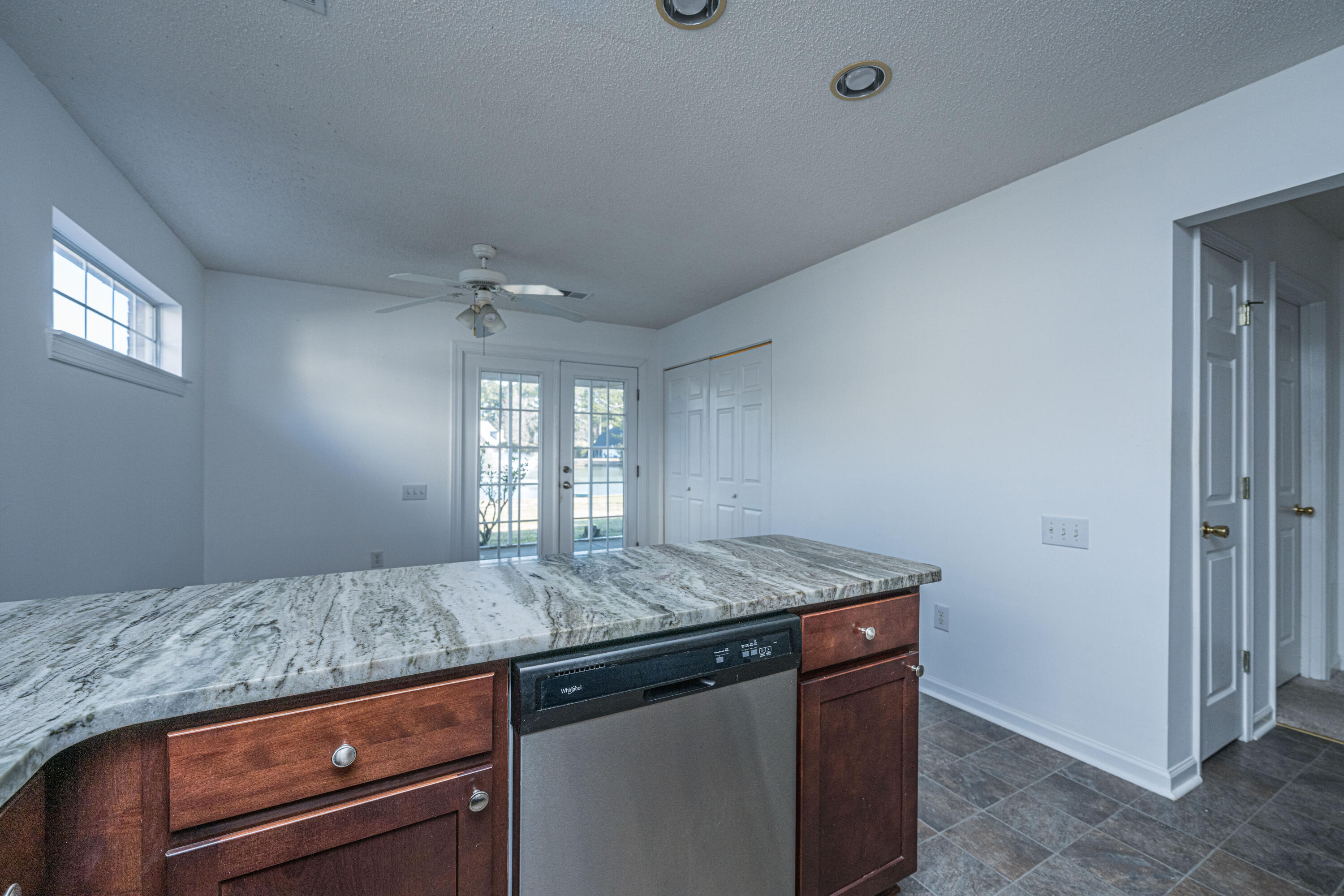 9237 Ayscough Road Summerville, SC 29485 - Photo 12 of 56 9237AyscoughRd017