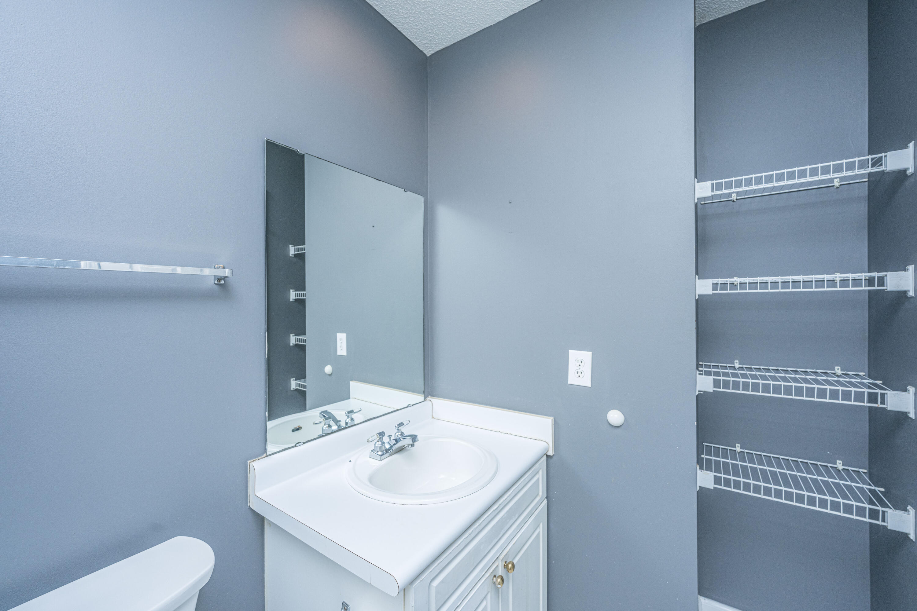 9237 Ayscough Road Summerville, SC 29485 - Photo 28 of 56 9237AyscoughRd030