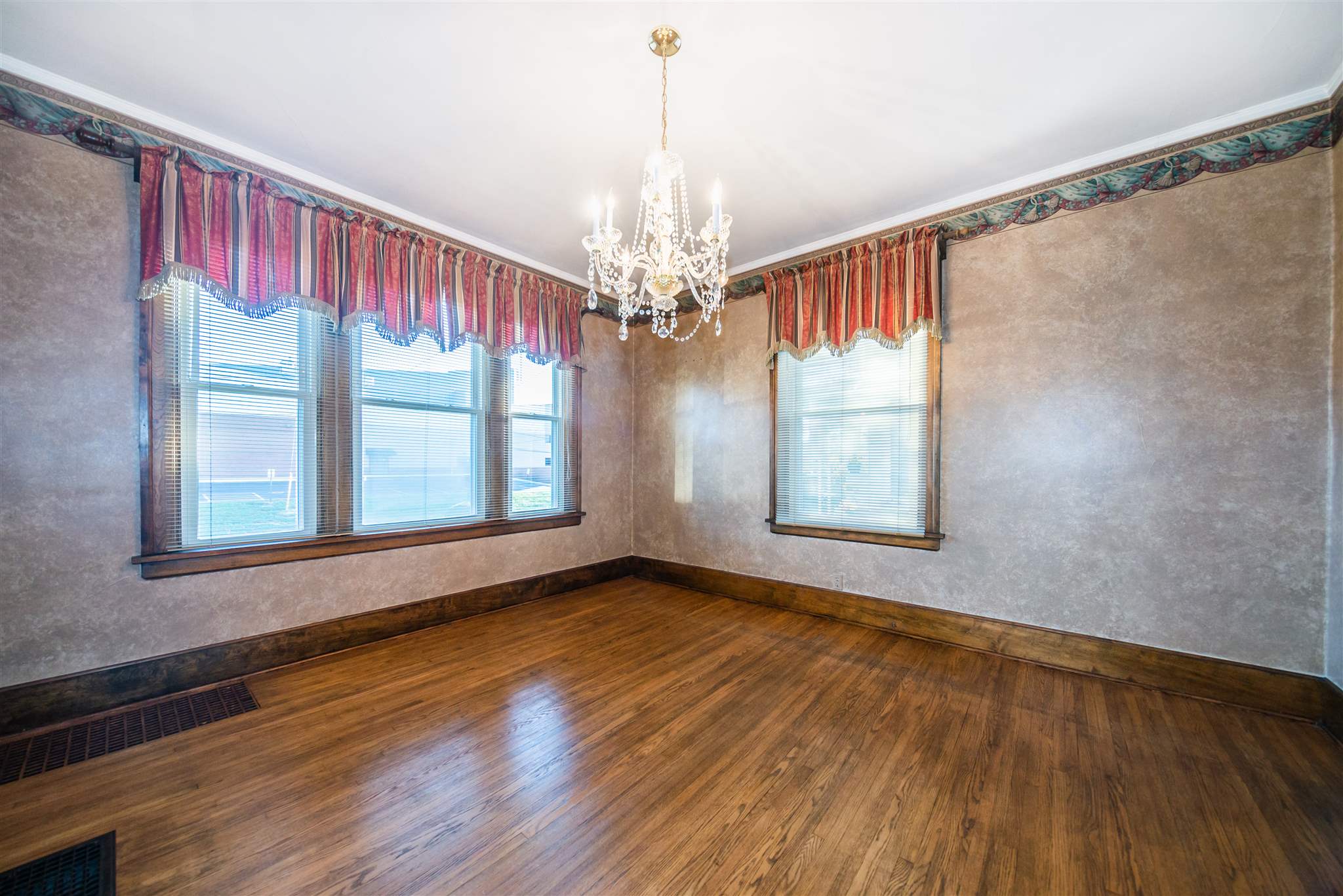 1018 Maple Street Mount Vernon, IL 62864 - Photo 14 of 36 Gallery Image 14