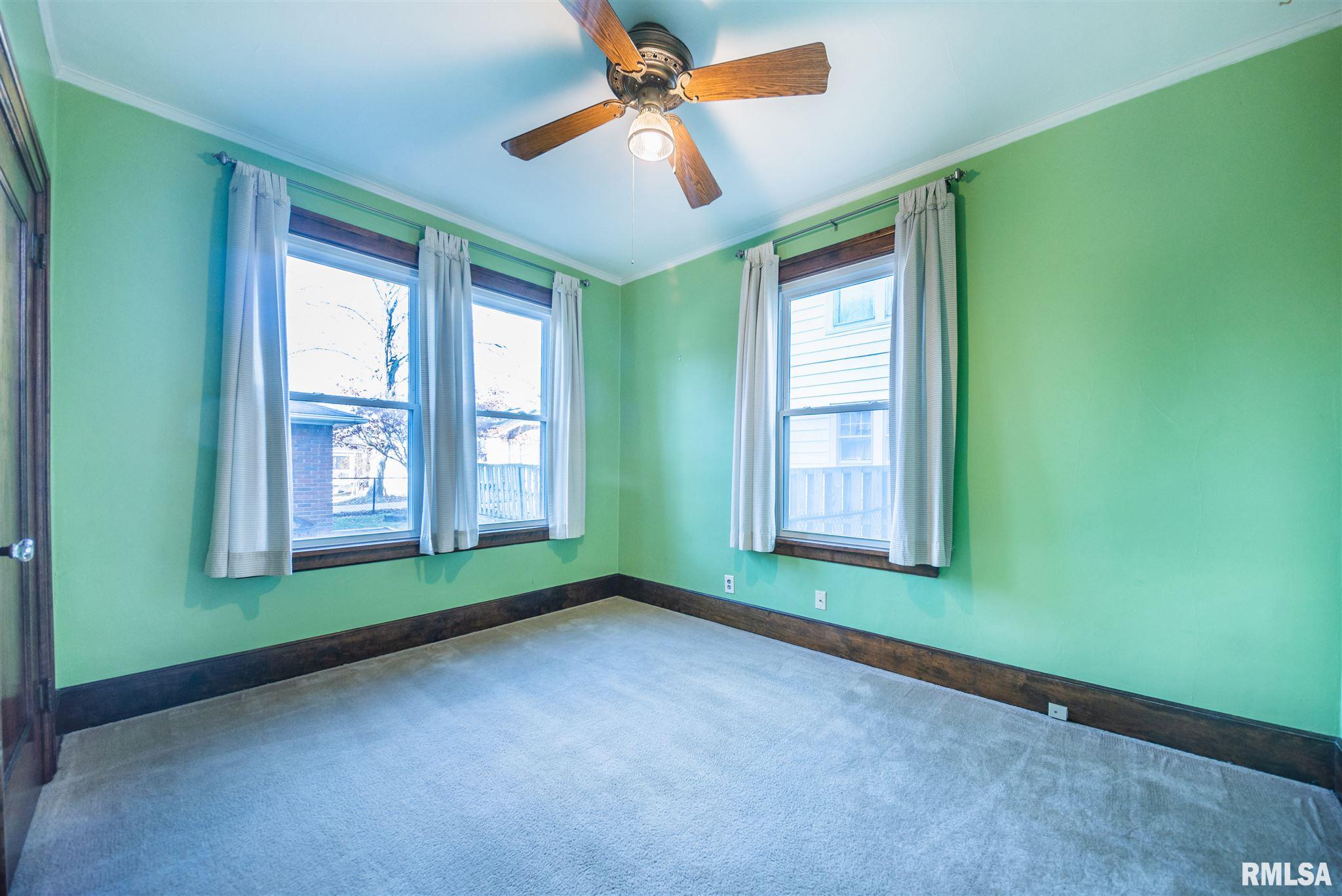 1018 Maple Street Mount Vernon, IL 62864 - Photo 19 of 36 Gallery Image 19