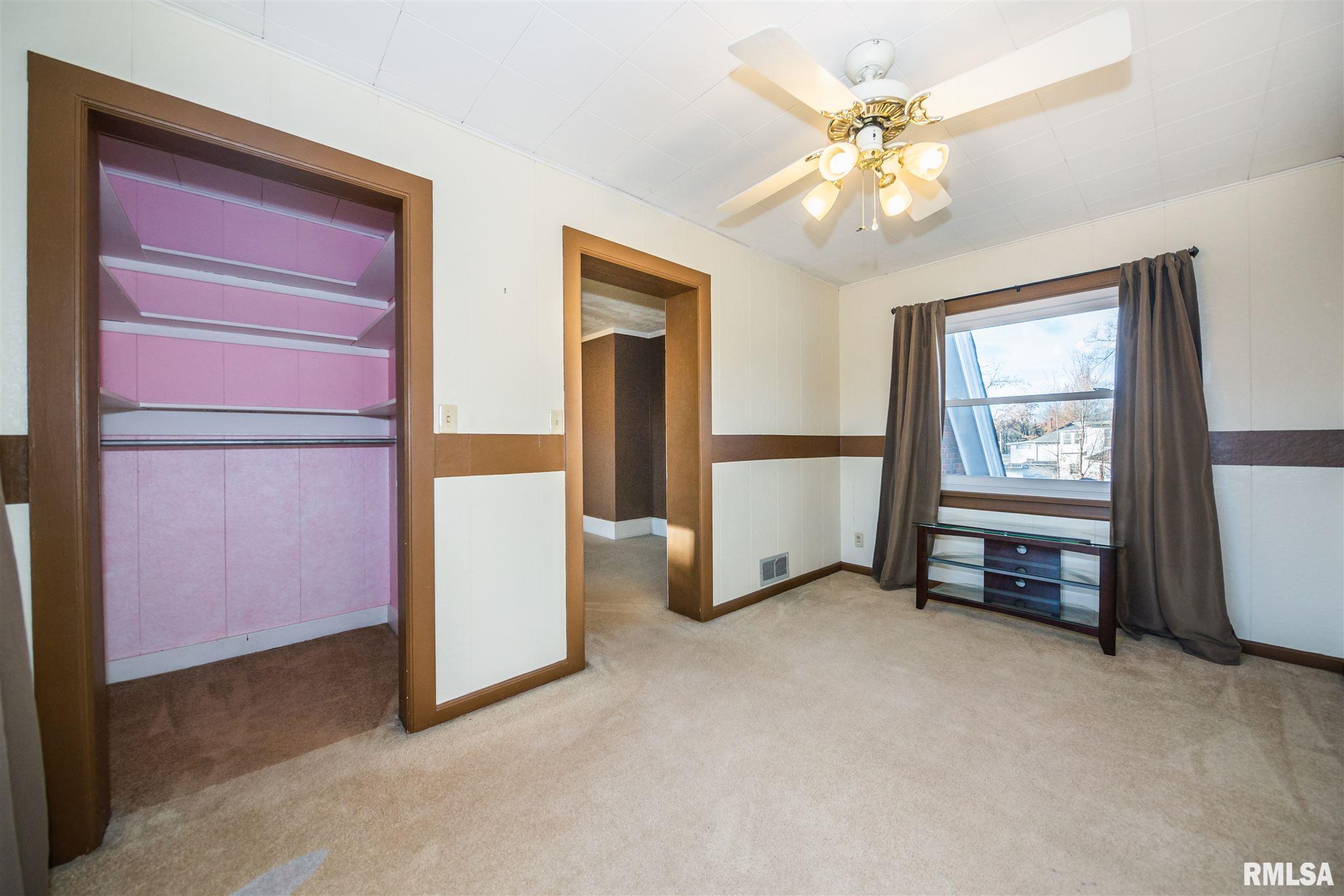 1018 Maple Street Mount Vernon, IL 62864 - Photo 29 of 36 Gallery Image 29