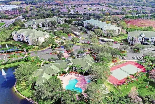 $1,695 | 5134 Northridge Road, Unit 304, Sarasota, FL 34238