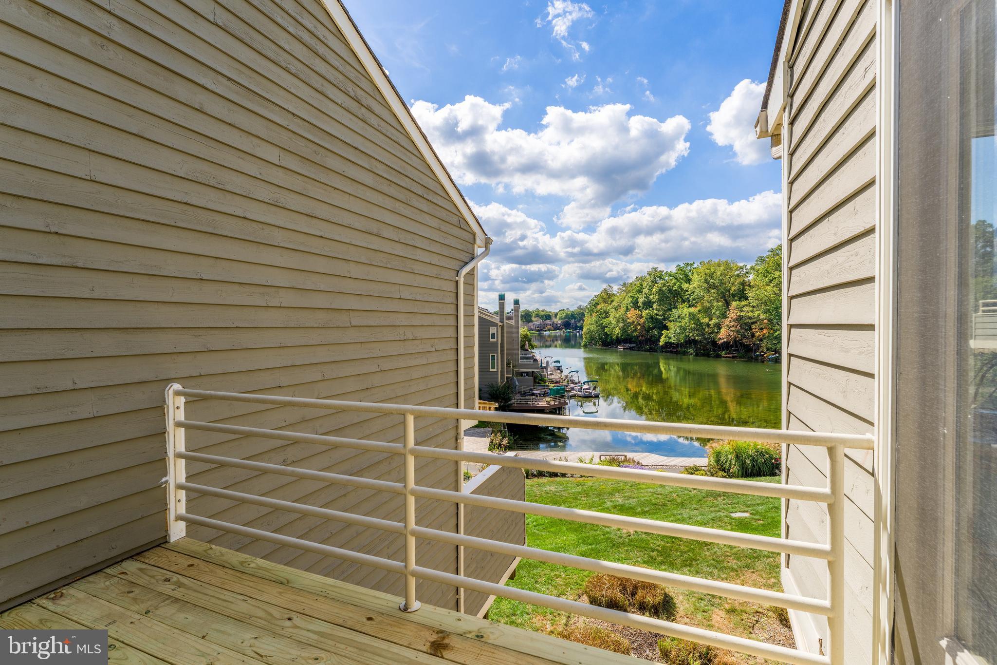 1933 Lakeport Way Reston, VA 20191 - Photo 42 of 57 a view of a balcony with an outdoor space