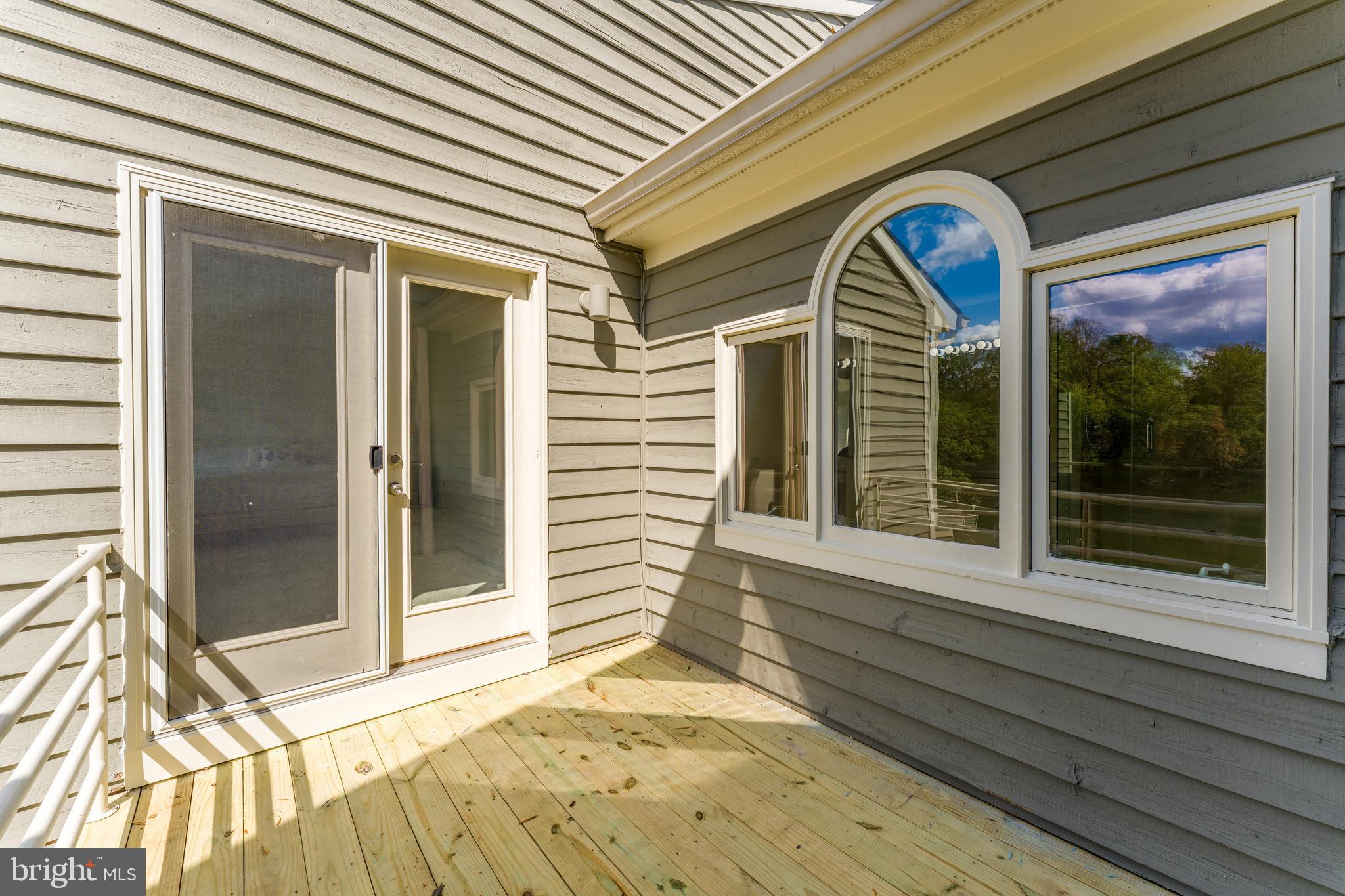 1933 Lakeport Way Reston, VA 20191 - Photo 43 of 57 a view of a house with a porch