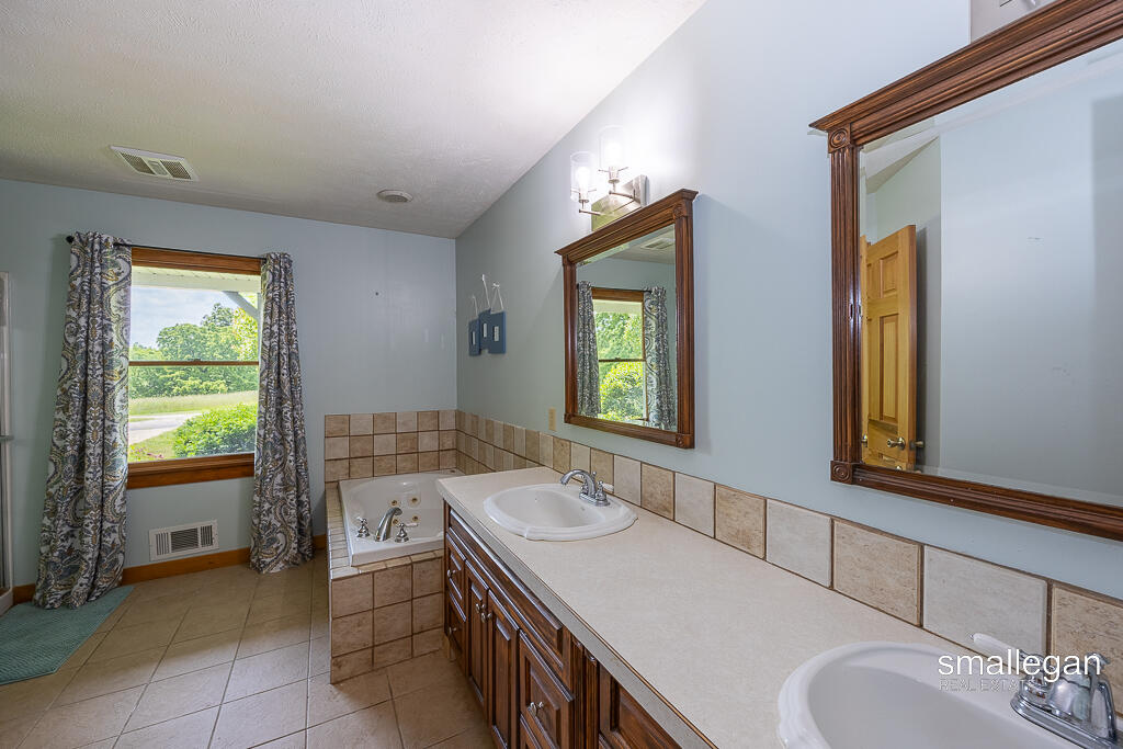 3192 West Sisson Road Freeport, MI 49325 - Photo 17 of 52 754A0244-HDR