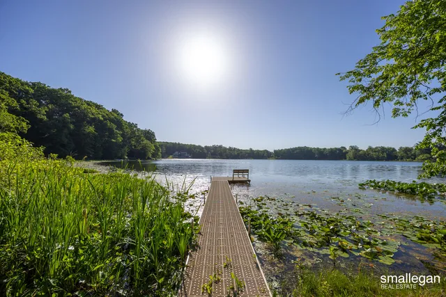 $729,900 | 3192 West Sisson Road, Freeport, MI 49325