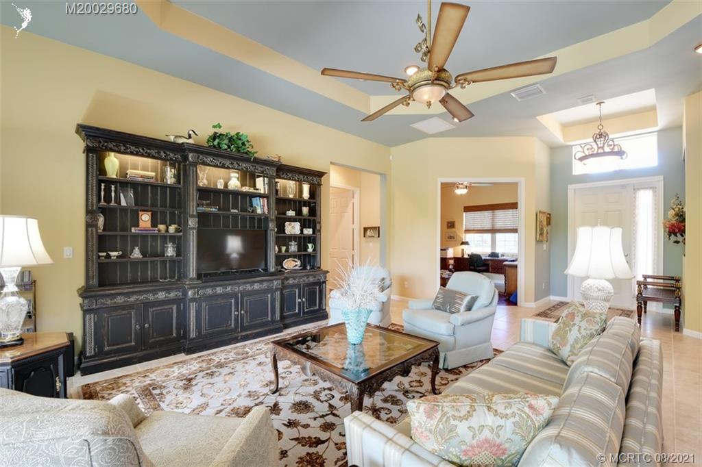 4921 Southeast Inlet Isle Way Stuart, FL 34997 - Photo 9 of 42 Gallery Image 9