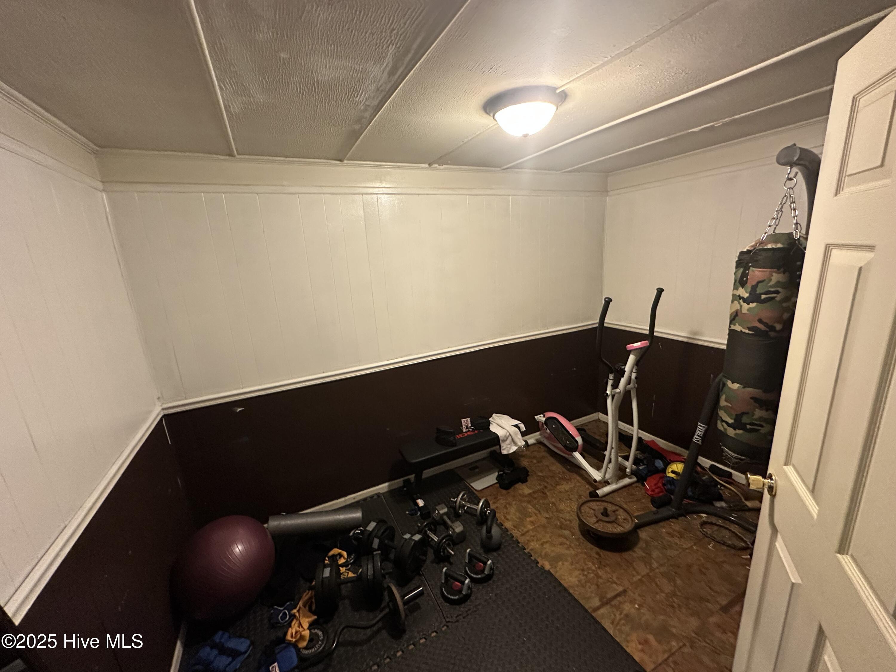 11 Glendale Road Jacksonville, NC 28540 - Photo 5 of 21 Bonus Room