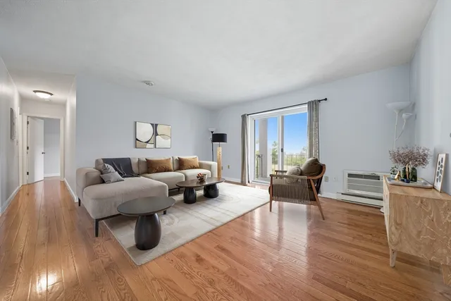 $1,900 | 808 Willard Street, Unit F11, Quincy, MA 02169