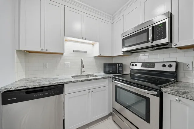 $1,900 | 808 Willard Street, Unit F11, Quincy, MA 02169