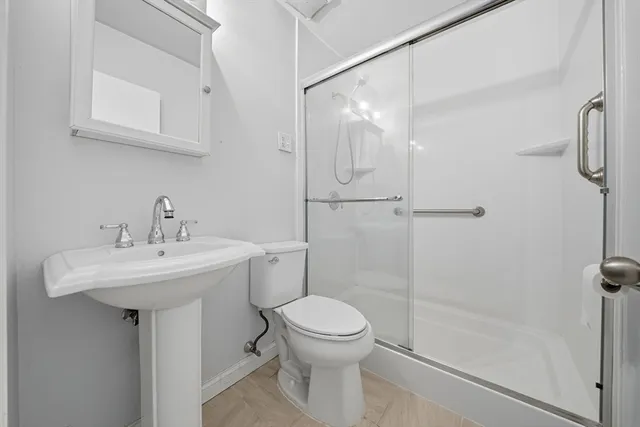 $1,900 | 808 Willard Street, Unit F11, Quincy, MA 02169