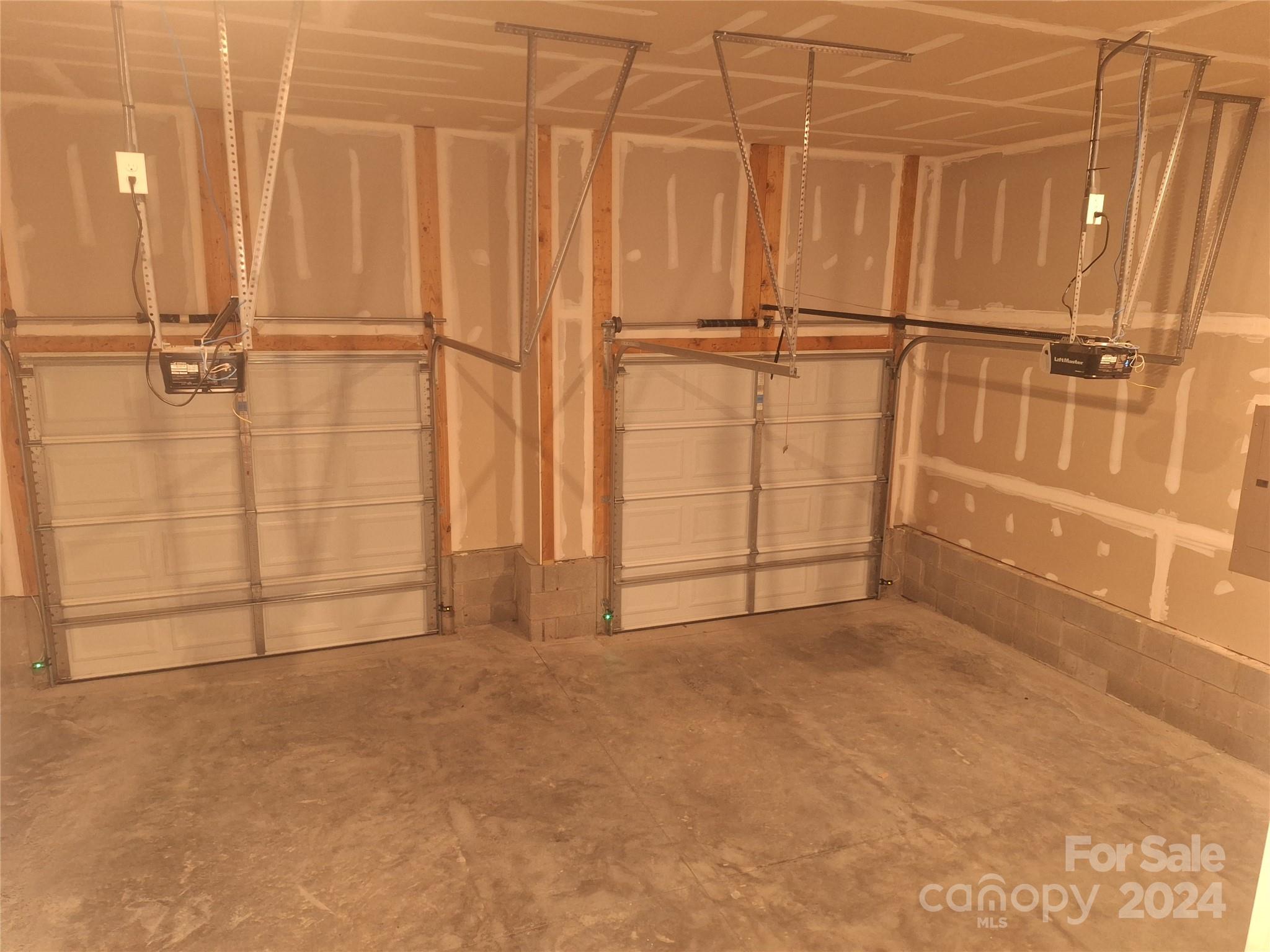 7300 Rothmore Street Charlotte, NC 28215 - Photo 8 of 21 Gallery Image 8