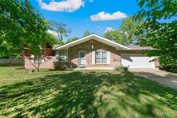 $245,000 | 5418 Oakcrest Drive, Imperial, MO 63052