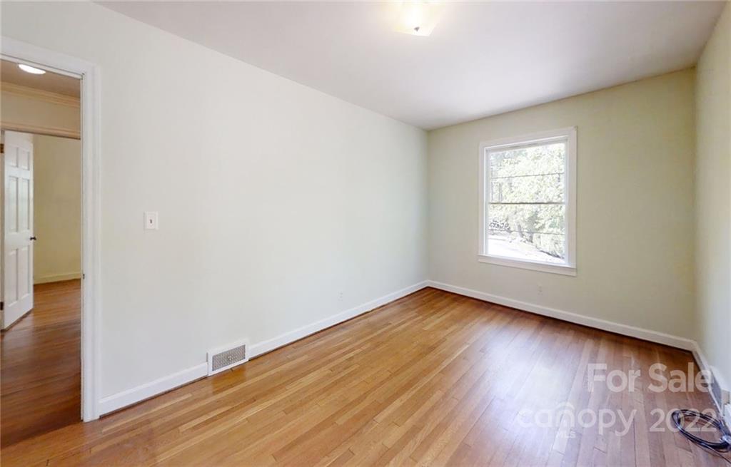 2 Maplewood Road Asheville, NC 28804 - Photo 24 of 36 Gallery Image 24